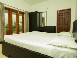 Mount N Mist Hotel Nainital Dış mekan fotoğraf