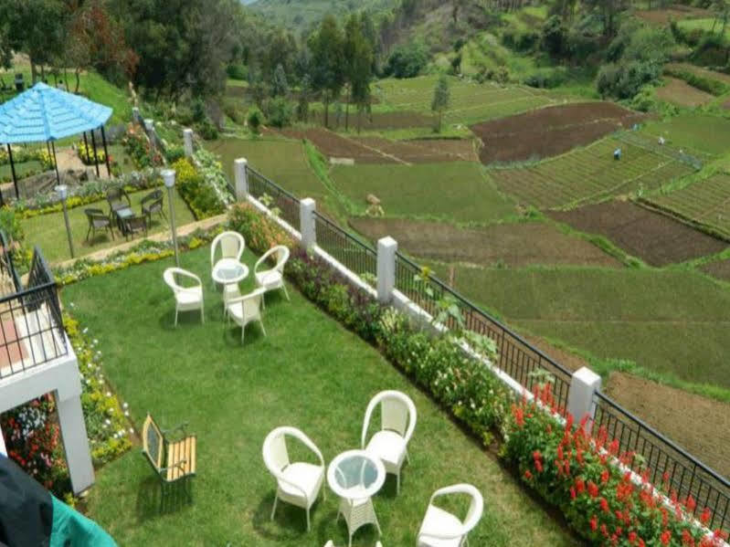 Mount N Mist Hotel Nainital Dış mekan fotoğraf