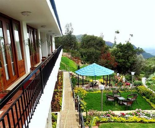 Mount N Mist Hotel Nainital Dış mekan fotoğraf